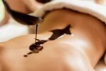 Masaje erotico y relajante con chocolate